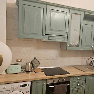 https://merulana-suite-apartment.it-romehotels.com